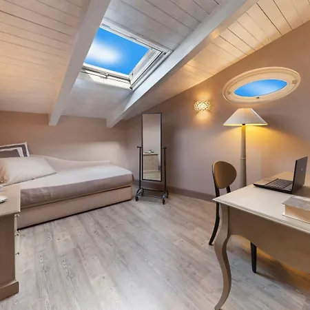 - Maison De Charme *